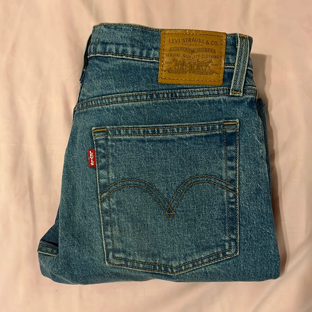 Levi’s Wedgie Jeans